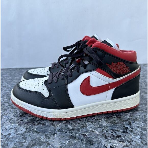 Nike Air Jordan 1 Mid Metallic Gym Red Black White Men\'s Shoe SZ 8.5 554724-122 main image 11